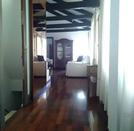 San Marco Bell Tower House Apartment *