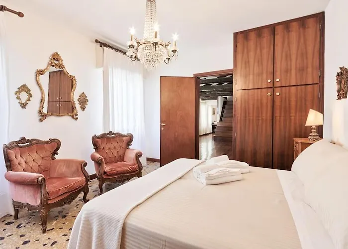 Apartment San Marco Bell Tower House Venice